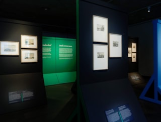 17 Zuiderzeemuseum_Wild van water_zaal Hollandse nuchterheid_Foto Madelon Dielen