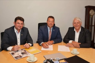 Ondertekening ambitiedocument Onverwachts Hoorn