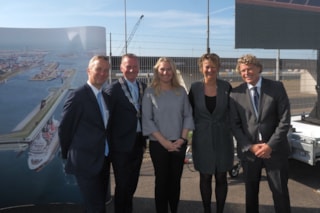Starthandeling-nieuwe-zeesluis-IJmuiden-