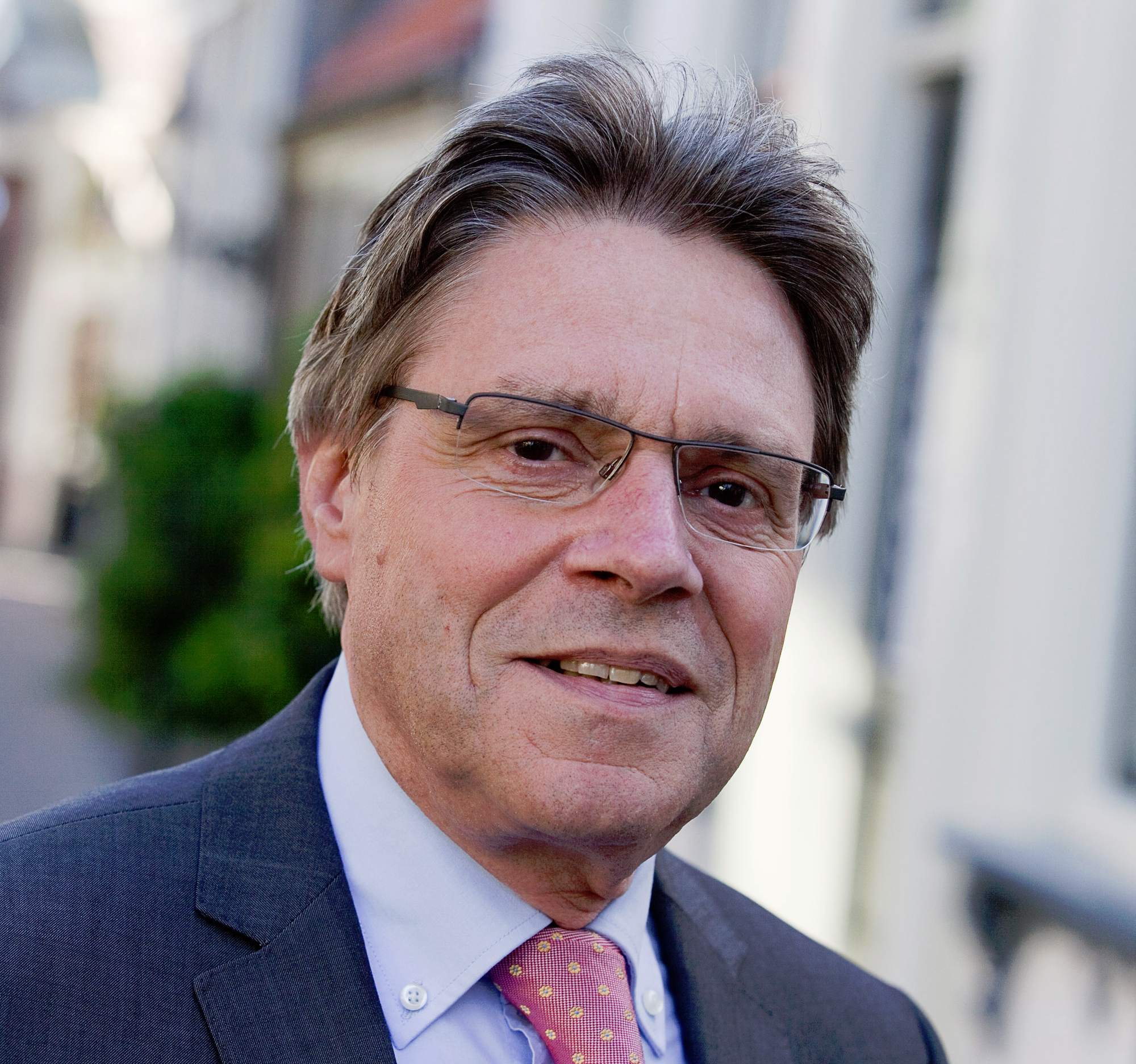 Roger Tonnaer uitgenodigd door Oekraïense ambassadeur!