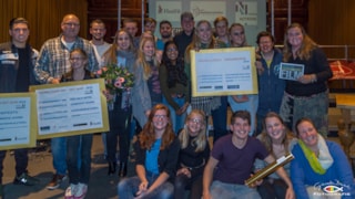 Groepsfoto winnaars vrijwilligersprijs 2016