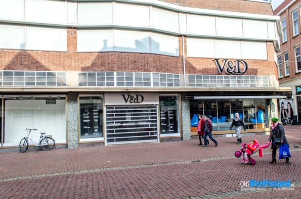 V&amp;D