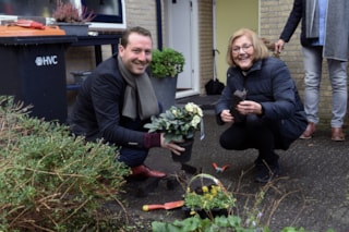 Steen voor een plant_Samir Bashara en Milja van Rijswijk