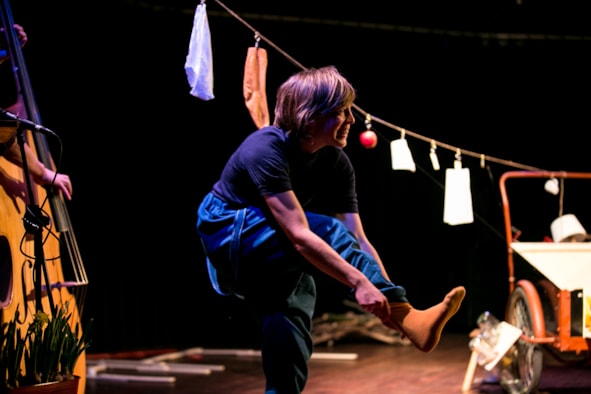 Het-verhaal-van-bobbel-die-in-bakfiets-woonde-foto-Floris-Heuer-jeugdtheater.2