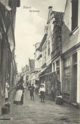 Dames Steeman (Lange Kerkstraat)