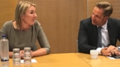 Laura Hollenberg van de Omring in gesprek met Hugo de Jonge