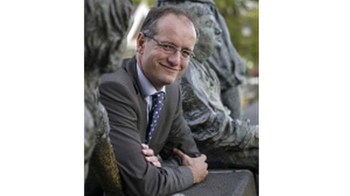 Burgemeester Onno van Veldhuizen