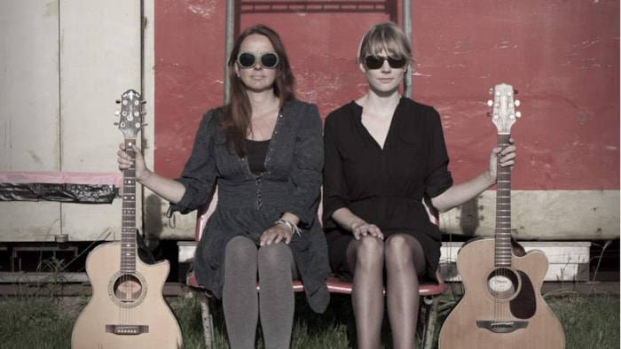 The Lasses