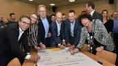 Zorgwethouders tekenen zorgcontracten inkoop 2020