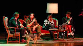 Jaap Sluis en Ionica Smeets in gesprek met Lisette Spranger en Arjan Postma tijdens de eerste talkshow NV Noord-Holland Noord in Hoorn