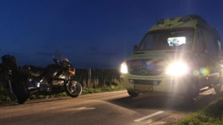 Motorrijder ten val in Oosterleek1