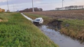 Auto in de sloot1