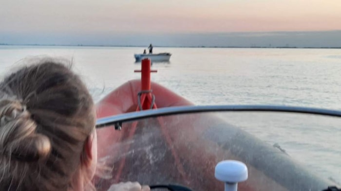 Sloep in problemen ter hoogte van Schellinkhout1 - Foto Reddingsstation Wijdenes