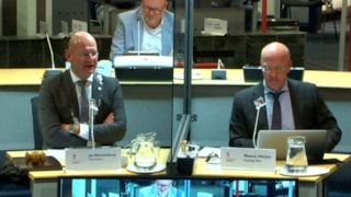 Stemming tegen nieuwbouw stadhuis met 1 stem verschil 