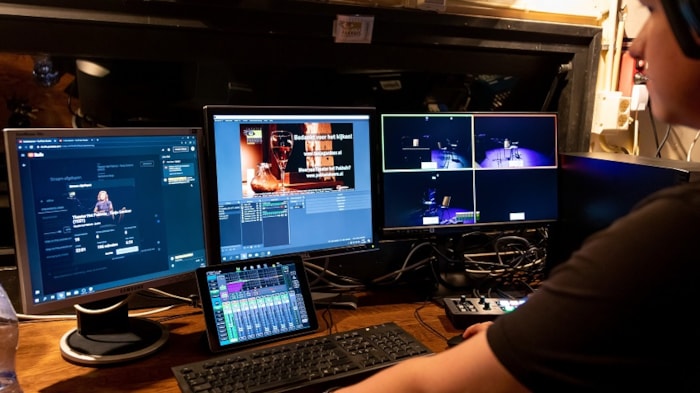 Theater Het Pakhuis schermoverzicht