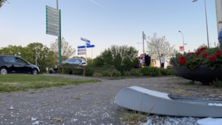 Automobilist knalt tegen lantaarnpaal in Grootebroekjpg3