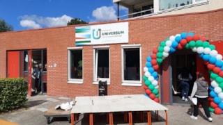 Jules Verne wordt Universum 2