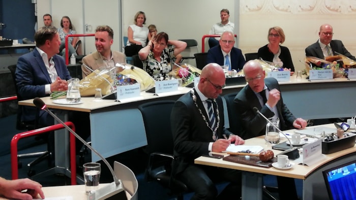 De nieuw benoemde wethouders