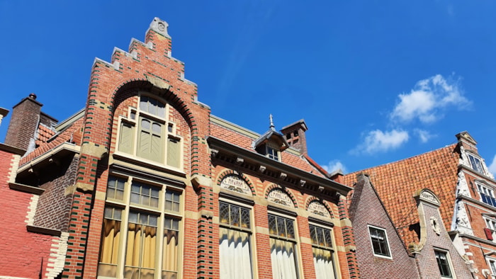 Afbeelding BouwkunstL1. Eclectische bouwstijl aan de Kerkstraat in Hoorn