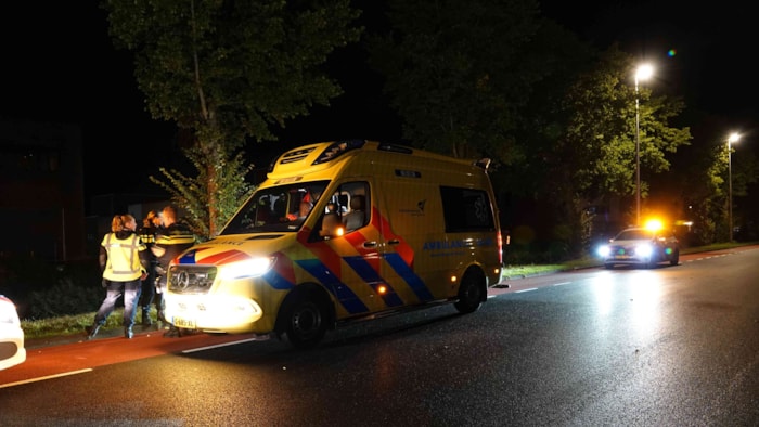 Auto te water aan De Corantijn
