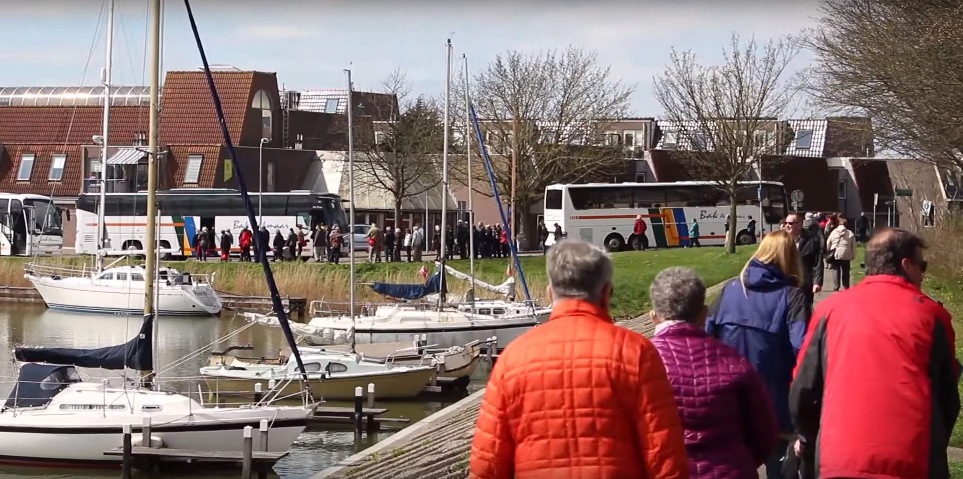 De witte vloot en het busvervoer