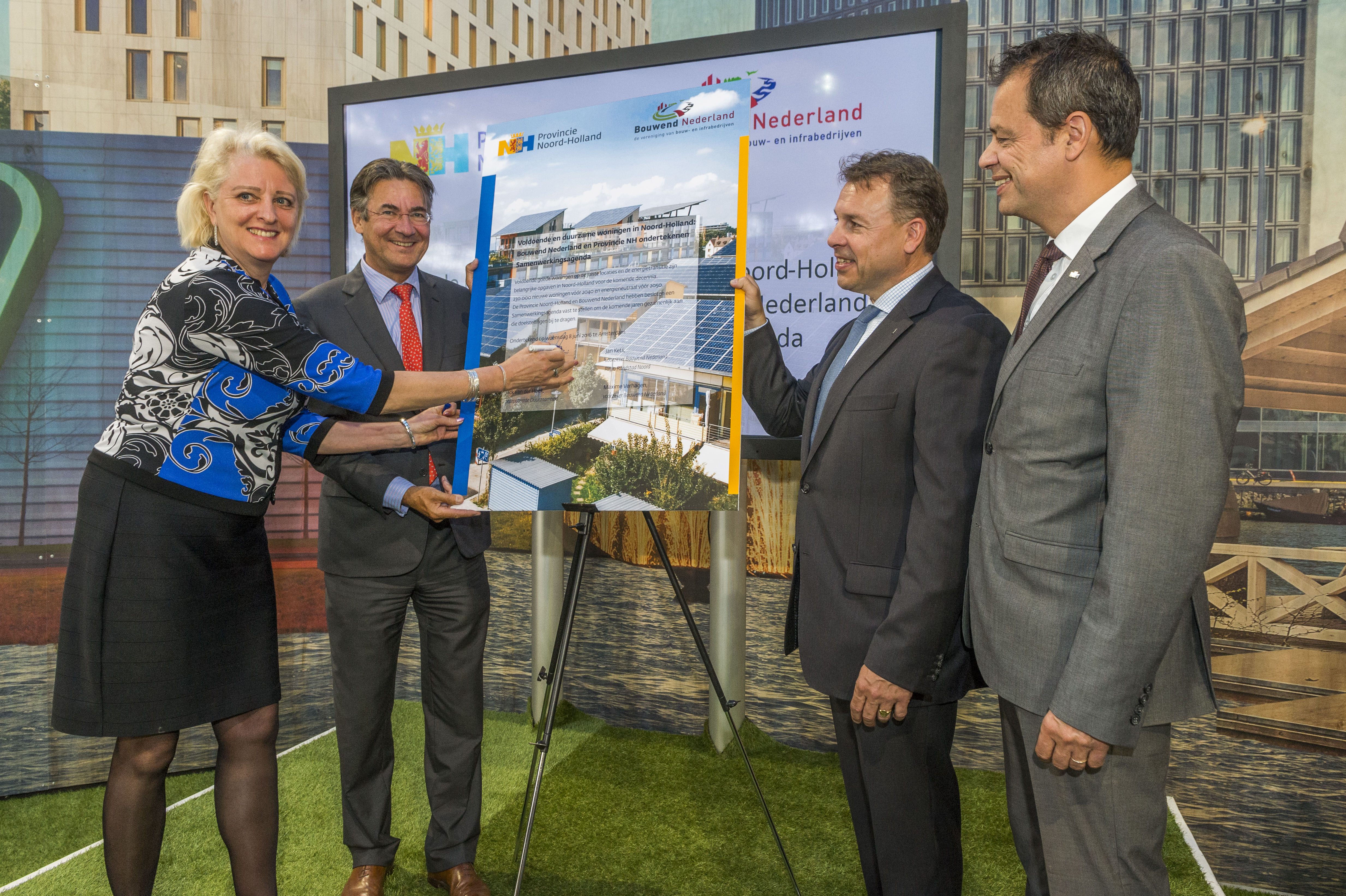 Samen aan de slag voor genoeg energiezuinige woningen in Noord-Holland