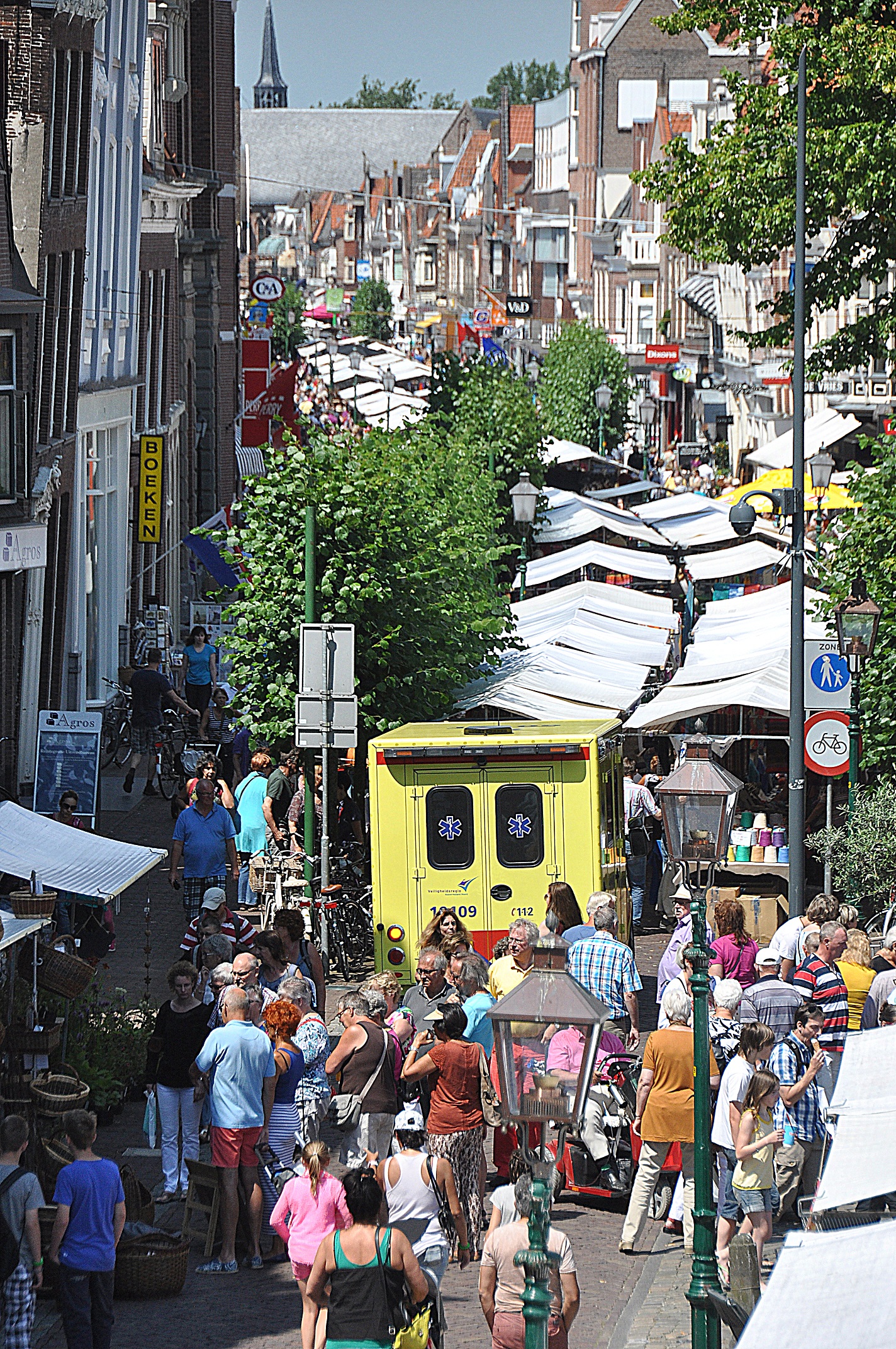 13 juli  Hoornse woensdagmarkt met reusachtige creativiteitsmarkt 