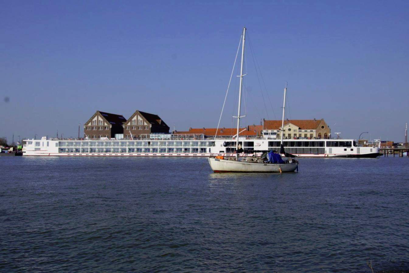 Raad bespreekt toekomst riviercruise