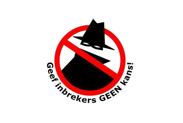 Nederlander vertrouwt op licht bij voordeur om inbreker buiten te houden