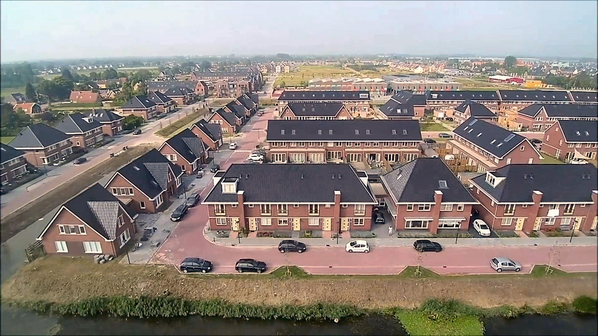 Spectaculaire beelden van Bangert en Oosterpolder vanuit de lucht