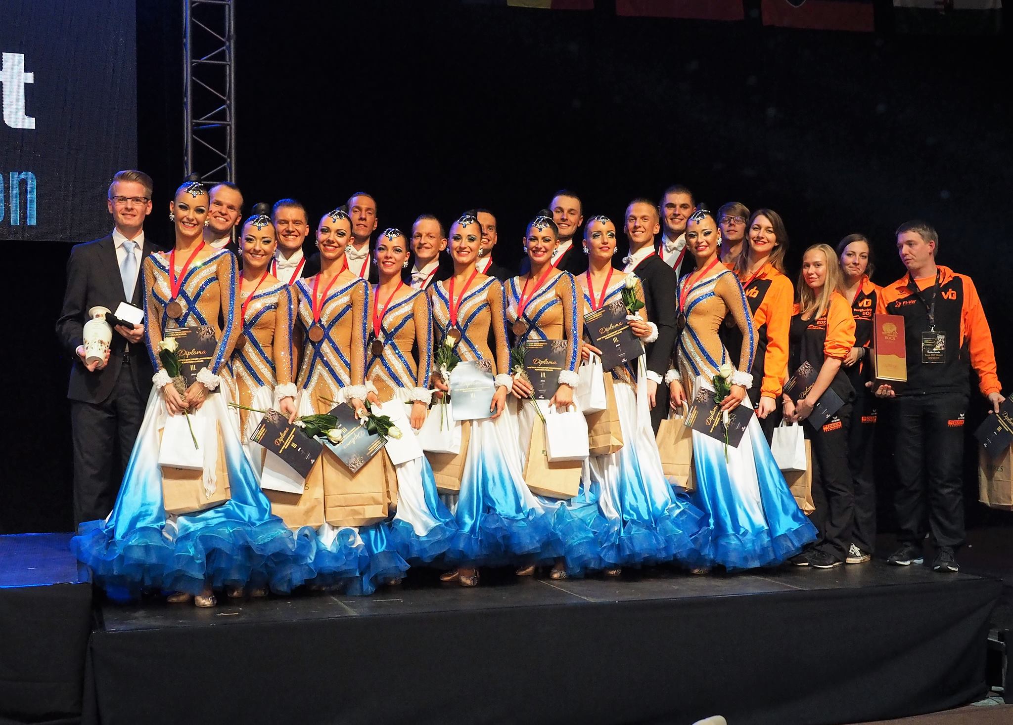 Brons op WK voor Nederlands Formatieteam DSV Dance Impression op zondag 4 december