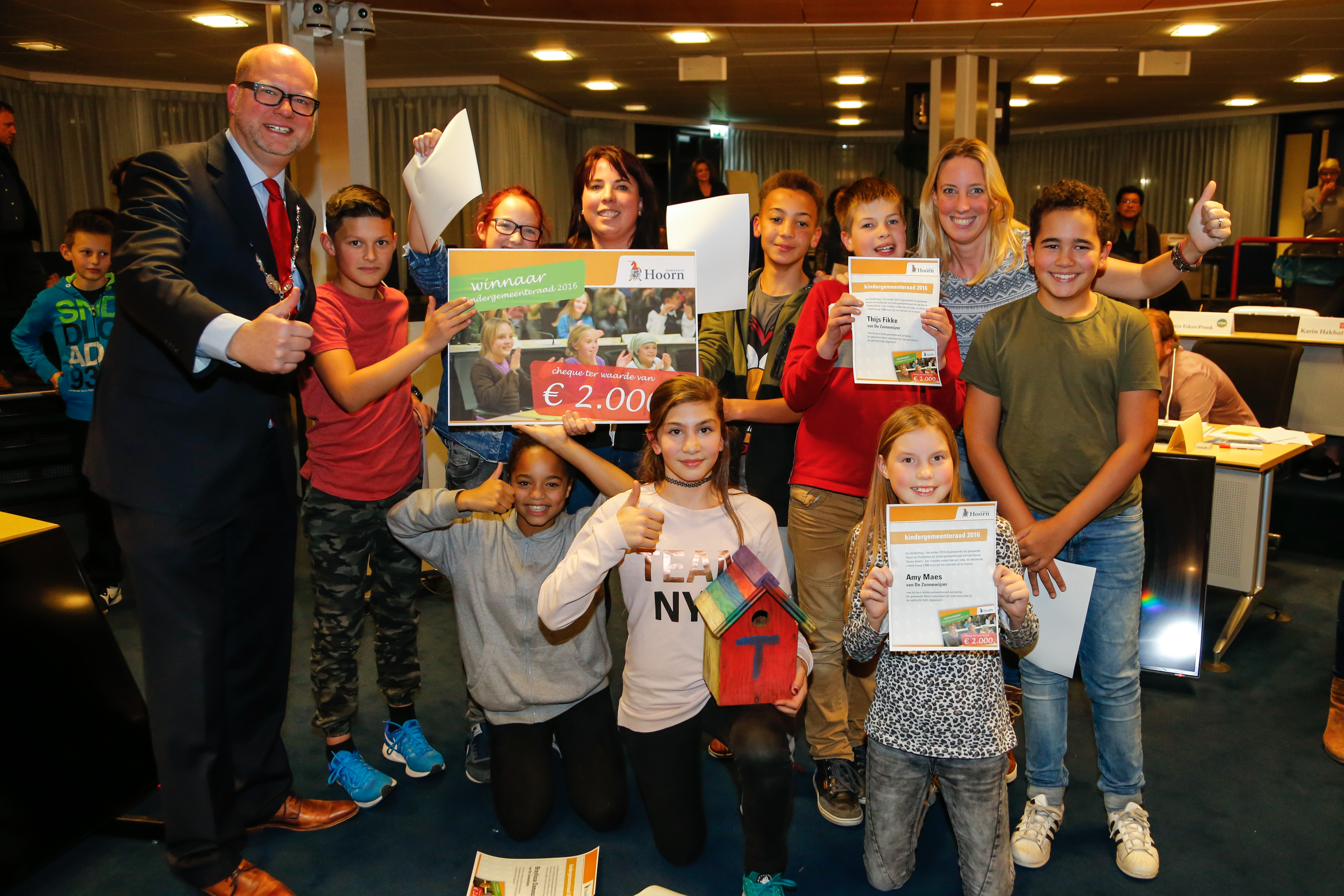 Kindergemeenteraad helpt vogels de winter door
