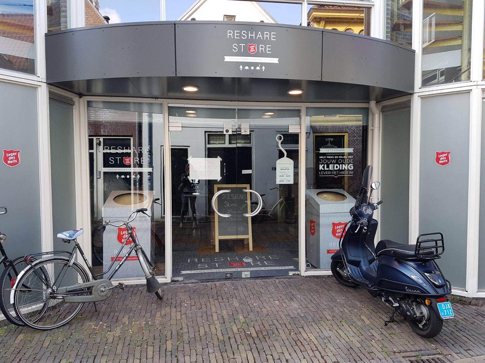 Leger des Heils start hippe RESHARE STORE in hartje Alkmaar