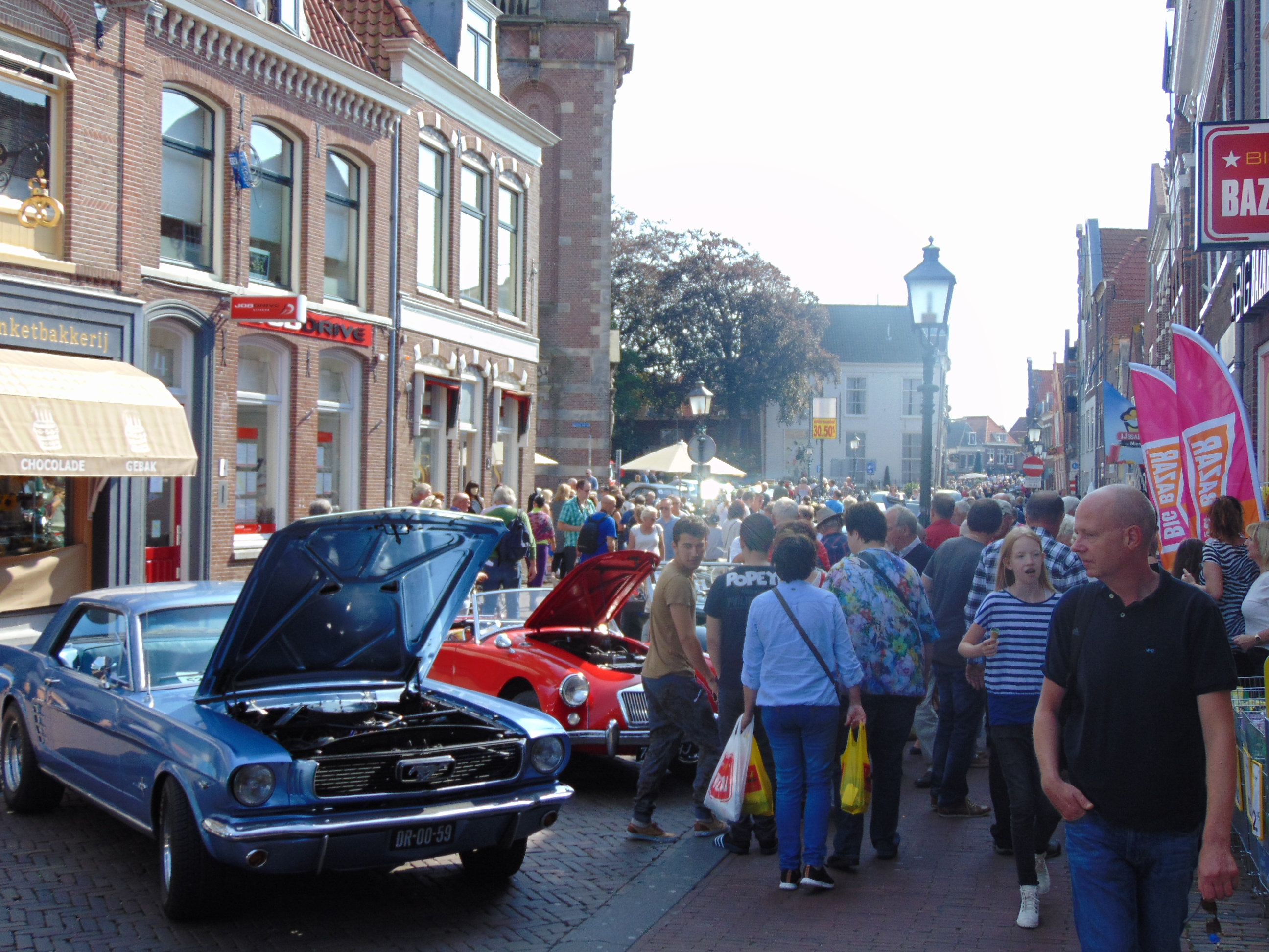 Hoorns Oldtimerspektakel tijdens Superkoopzondag