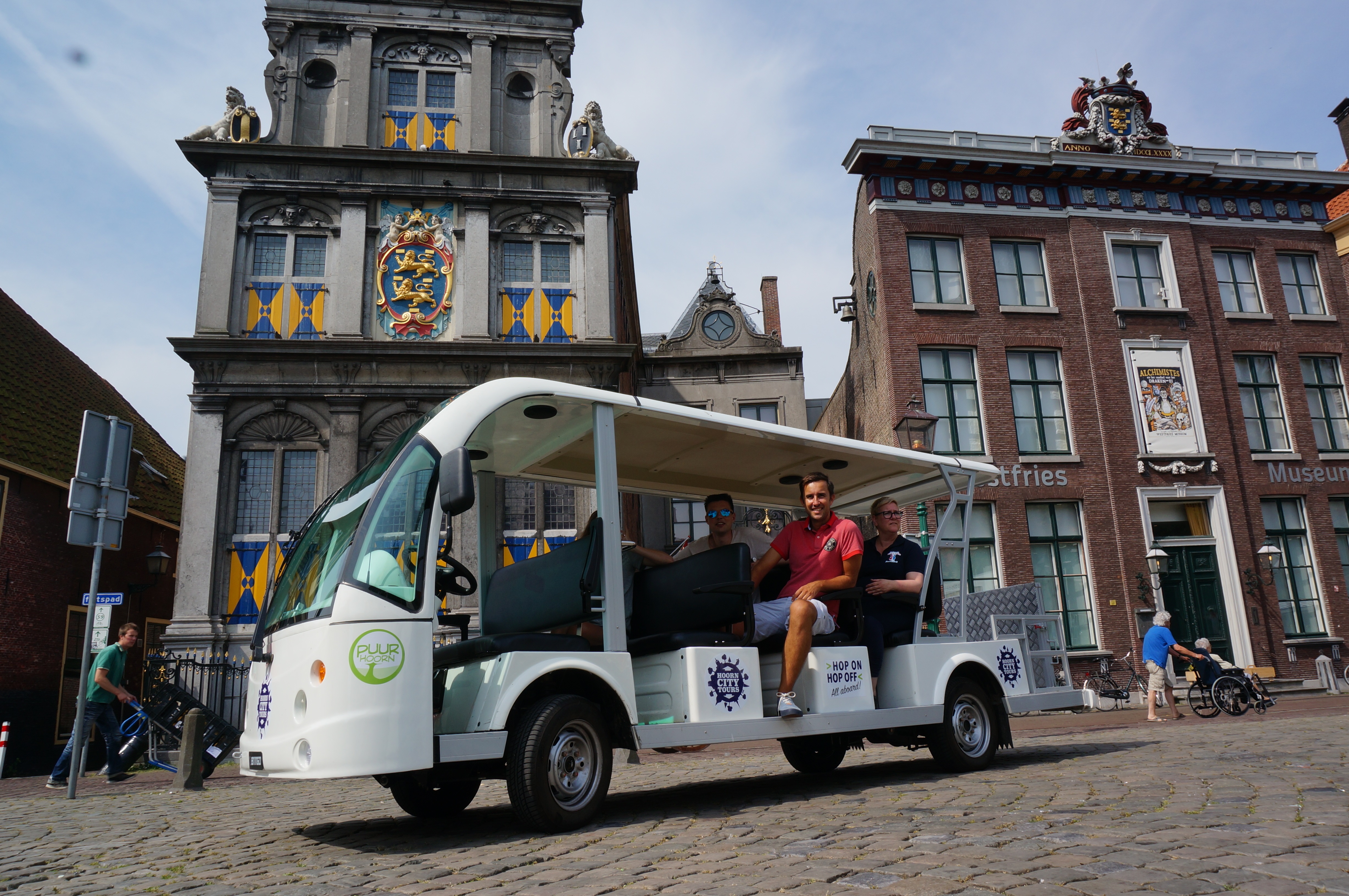 Hoorn City Tours zoekt chauffeurs 