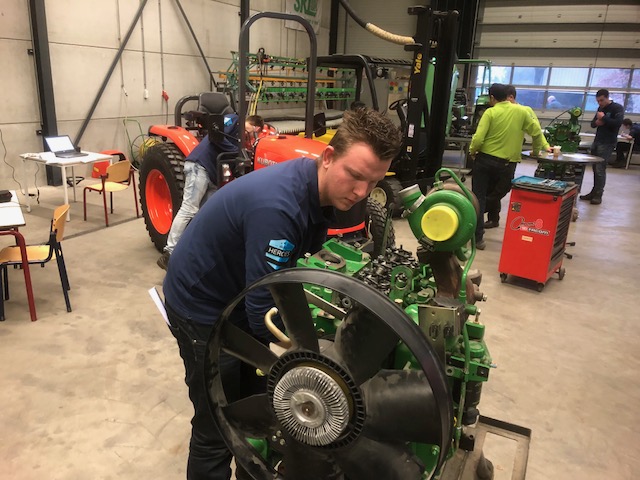 Drie studenten Clusius College door naar Landelijke Finale Skills