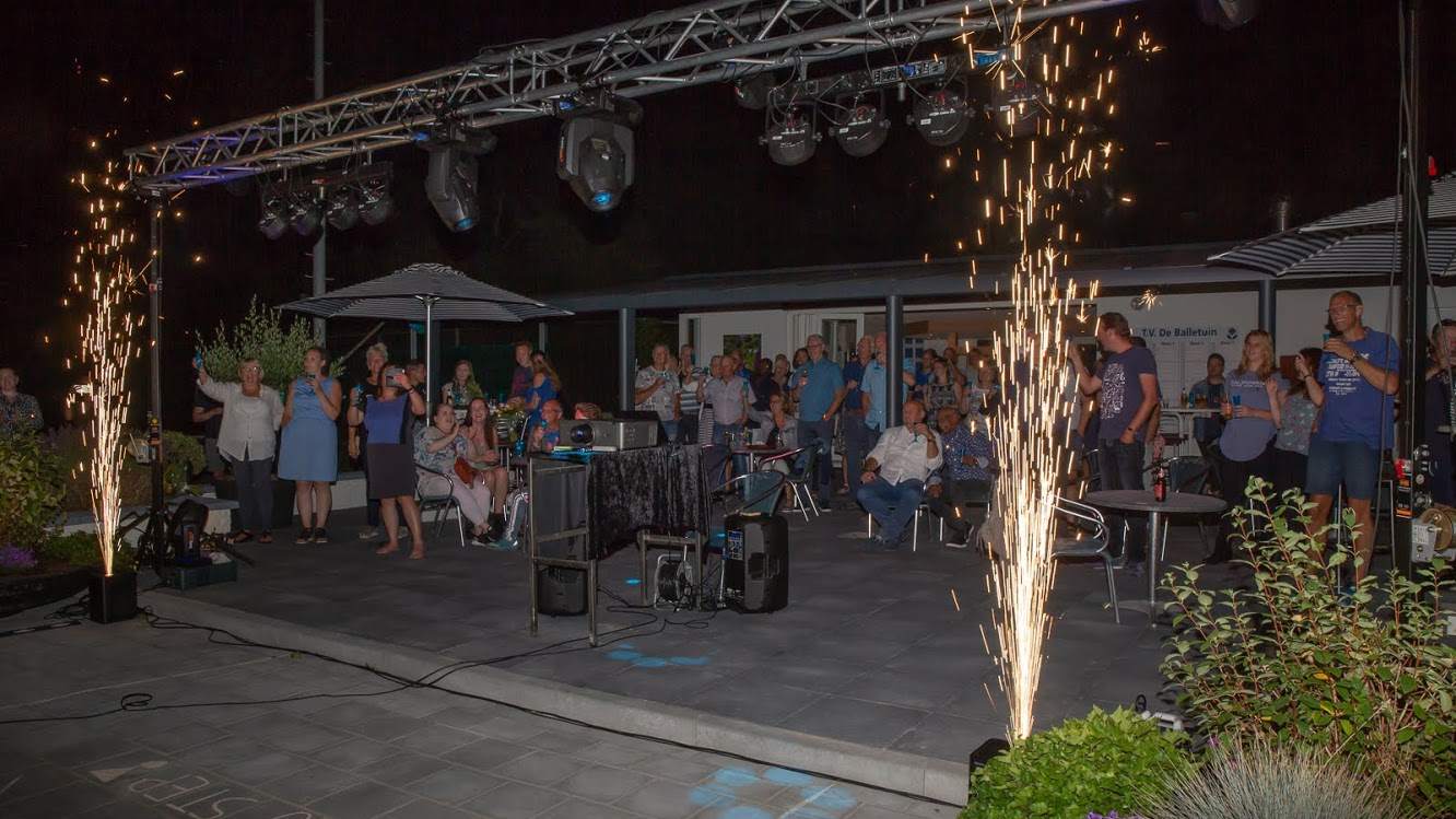 Tennisvereniging de Balletuin bekent kleur