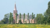 Dorpskerk in Zwaag
