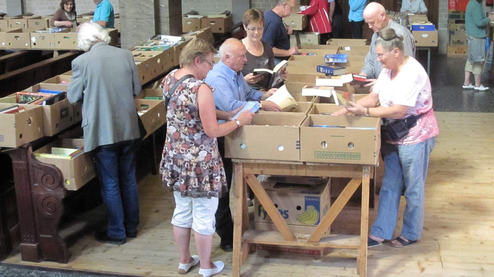 Boekenmarkt in de Koepelkerk