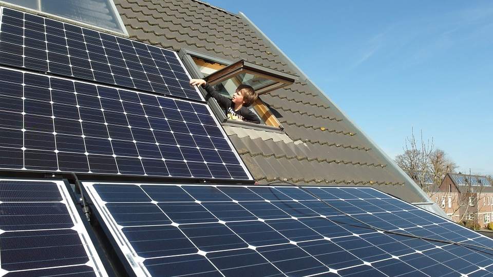 Subsidie en lening voor woningisolatie en energie opwekken