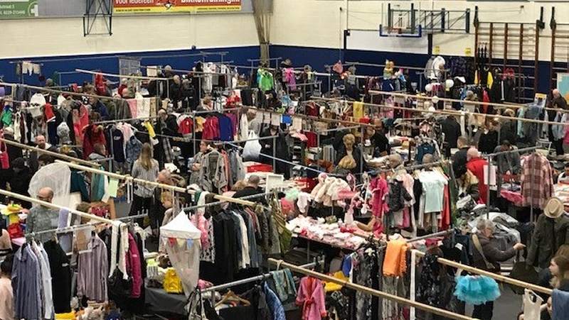 Vlooienmarkt in Sportcentrum Vredehof 