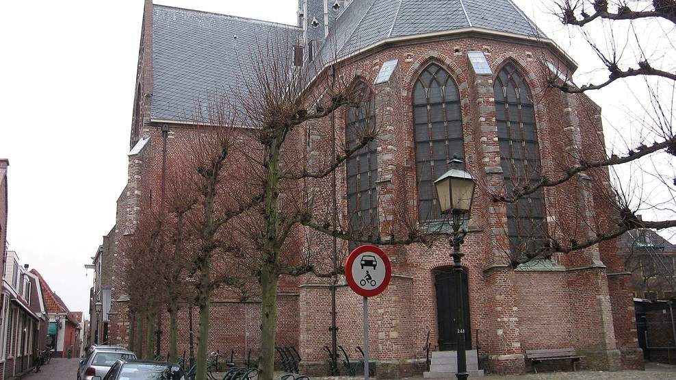 Salsa dansfestijn in Oosterkerk