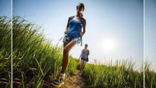 twee wandelaarsters