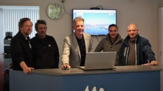 Wethouder Simon Broersma opent de website