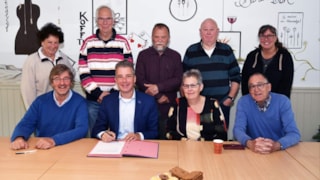 Gemeente Hoorn en bewonersoverleggen tekenen convenant