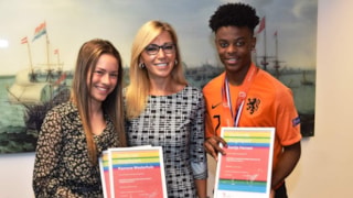 Hoornse kampioenen Ramona en Sontje