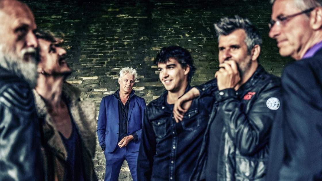 Rick de Leeuw en band zaterdag 14 december in Manifesto