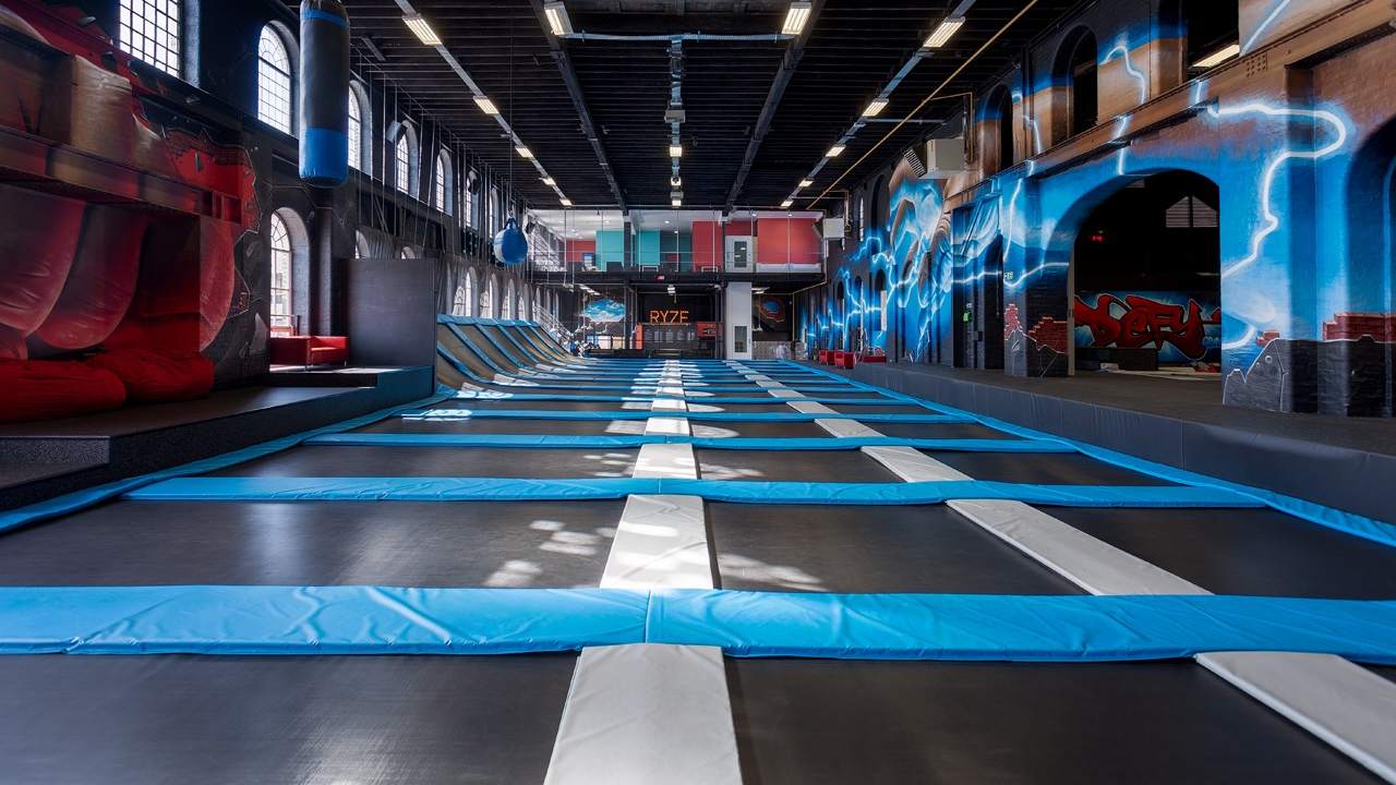 Veiligheidseisen indoor trampolineparken