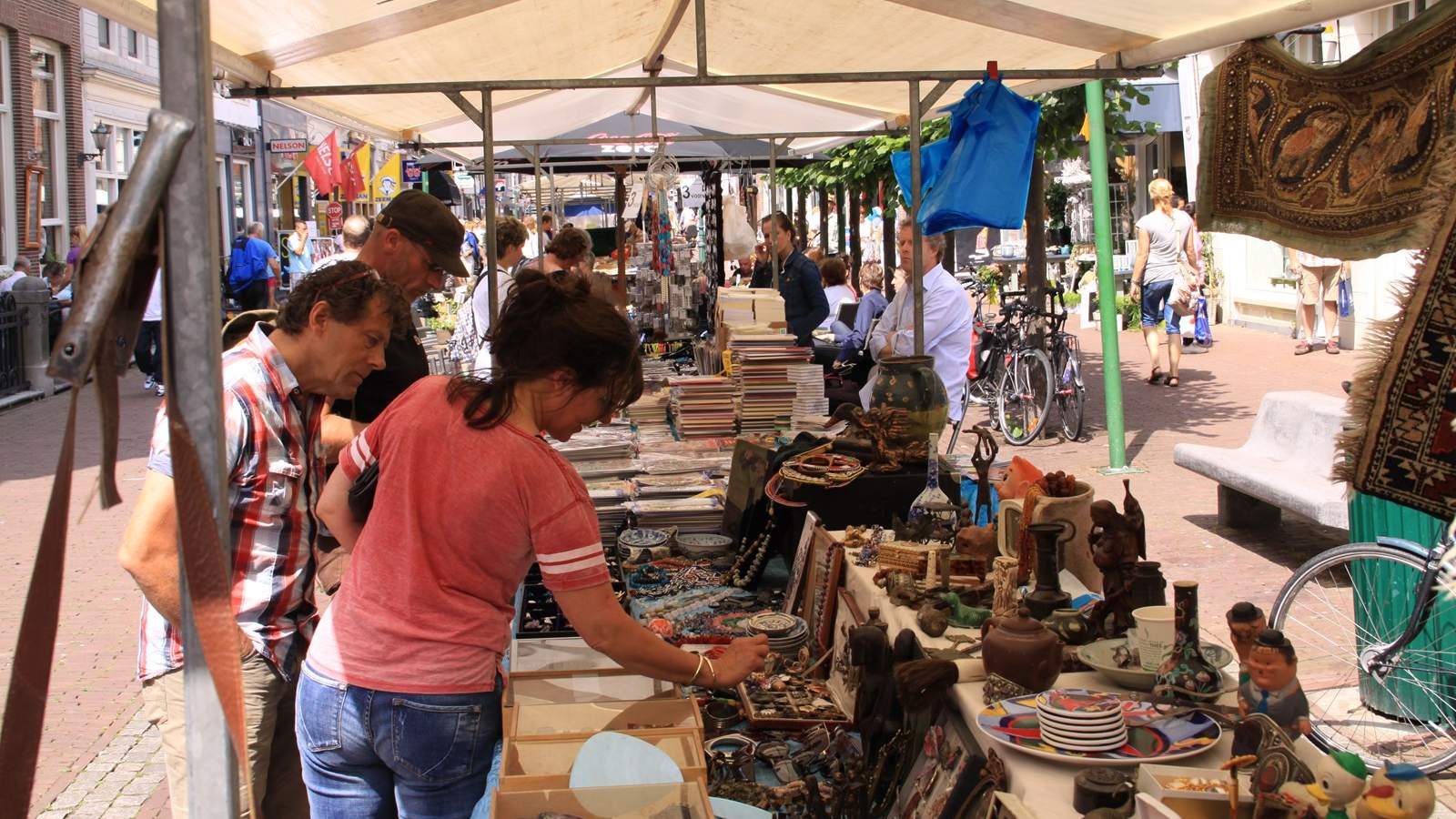 Woensdagmarkten weer groot succes