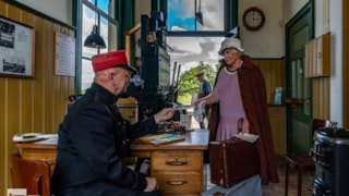 Stoomtram sfeer proeven in Wognum